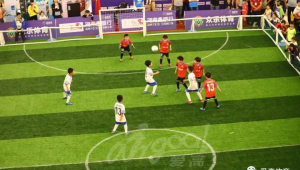 商场踢足球有危害吗?安全隐患与风险解析