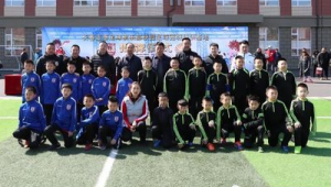 小学足球课有用吗？探讨其对孩子成长的价值与意义