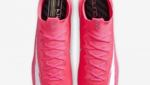 粉色足球球鞋女生能穿吗?探索女生与粉色足球鞋的时尚搭配可能