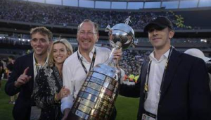 足球就是最大的赌局对吗