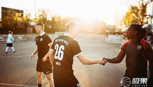 城市街头足球鞋男推荐哪款