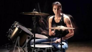 小赵是否该好好练足球引关注，未来之路何去何从？