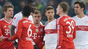 足球挡球时手臂能否使用，规则界限究竟在哪？