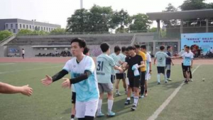 足球俱乐部里有宿舍吗？探秘球员们的生活居住空间