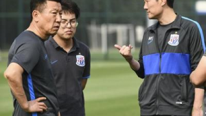 足球比赛中途可以买吗