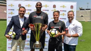 足球联盟是否为本土资源？解析其归属背后的多元因素