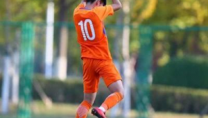 足球天才能否叩开清华之门？探讨足球天才进清华的可能性