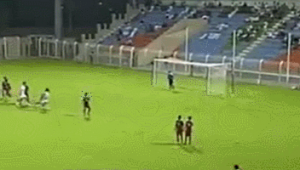 足球都是垫脚跑吗为什么