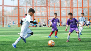 南京带娃踢足球好去处,让孩子畅享足球魅力开启精彩绿茵之旅