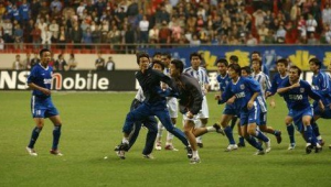 踢足球对打架有帮助吗？这背后的关联值得深思