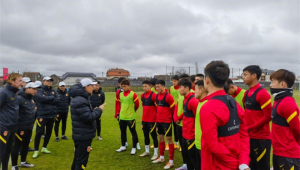 探秘国外足球队训练实况，这些地方能让你一饱眼福