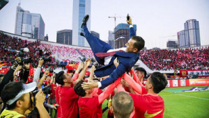 足球市场是盈尺之地吗：探寻其广阔边界与复杂格局