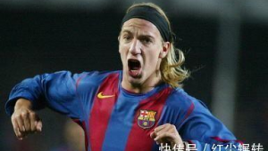 足球的中锋是大高个吗