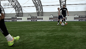 足球压球能否多压？深度剖析背后风险与规则考量