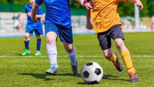 踢足球去俱乐部能赚钱吗？探索足球俱乐部背后的财富密码